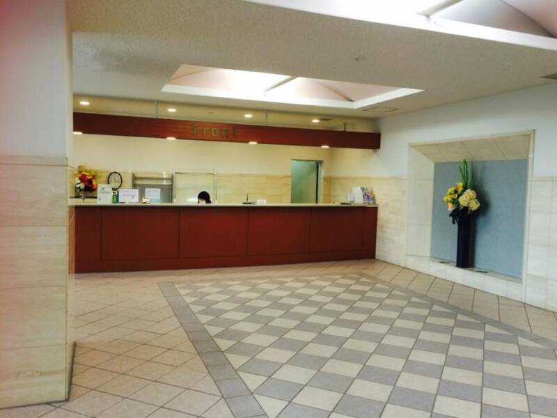 ライオンズタワー池袋外観共用部 (4)｜コンシェルジュサービス付きです。