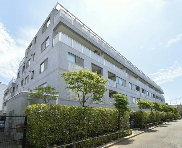 ボヌール千石外観１｜ボヌール千石は平成１１年築、５階建てのマンションです。