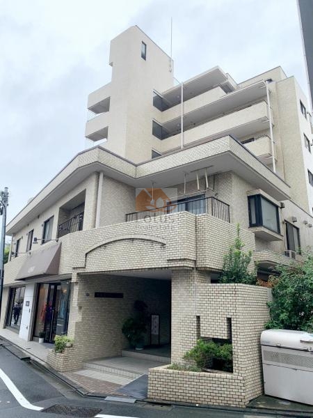 十条ガーデンハウス外観１｜十条ガーデンハウスは昭和６１年築、７階建てのマンションです。