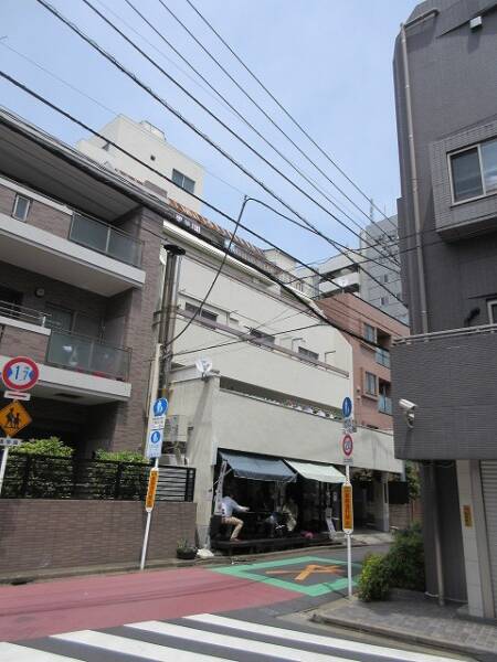 和甲第一マンション外観 (1)｜和甲第１マンションは昭和49年築、5階建てのマンションです。