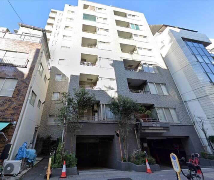 ユニオンパレス御徒町は平成13年築、11階建てのマンションです。