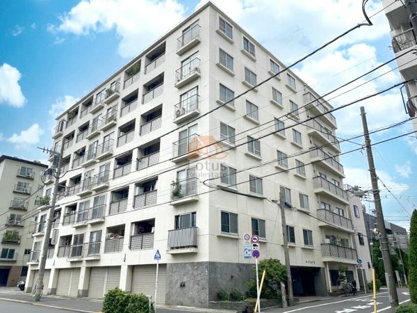 フラットＧ外観１ (1)｜Ｇフラットは昭和46年築、７階建てのマンションです。