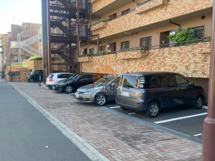 高井戸ハイデンス駐車