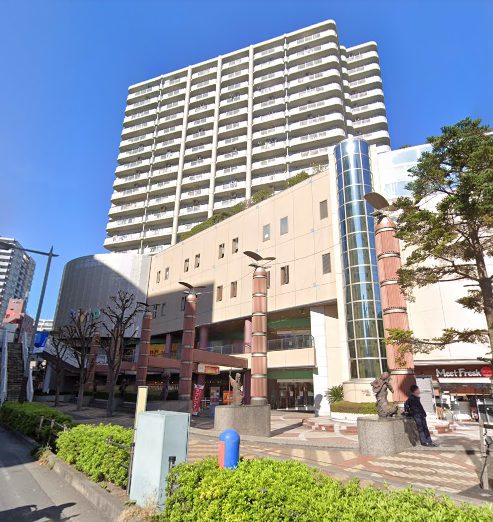 パルロード２外観１｜パルロード２は平成７年築、19階建てのマンションです。1階から2階までは「ショッピングセンター ビビオ」が入っています。