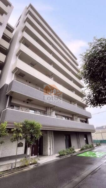日神パレステージ西新井外観３ (1)｜日神パレステージ西新井平成23年築、9階建てのマンションです。