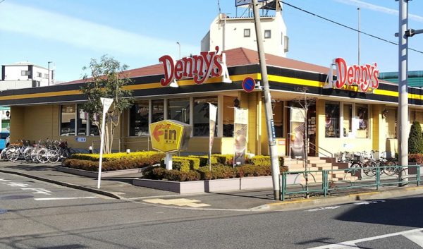 デニーズ奥戸店｜徒歩2分に「デニーズ奥戸店」があります。
