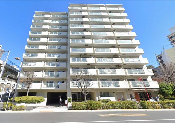 池田山コープ外観１｜池田山コープは昭和55年築、11階建てのマンションです。