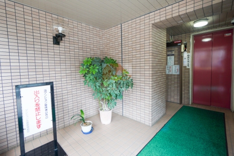 マンション弦巻共用部１