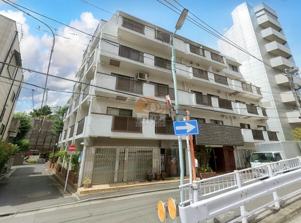秀和元代々木アネックス外観３｜秀和元代々木アネックスは昭和55年築、5階建てのマンションです。