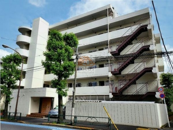パーク・ハイム三軒茶屋外観１ (1)｜パークハイム三軒茶屋は昭和57年築、6階建てのマンションです。