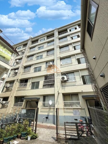 高田馬場ローヤルコーポ外観２｜管理体制は良好です。