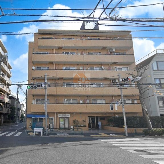 ライオンズマンション新中野外観４｜中野通りに面した立地です。
