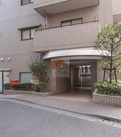 藤和シティホームズ大井町駅前エントランス２｜ＪＲ「大井町」駅、京急「鮫洲」駅が利用できます。