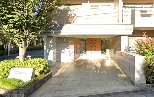 Ｄ’レスティア石神井公園エントランス１｜周辺は閑静な住宅街です。