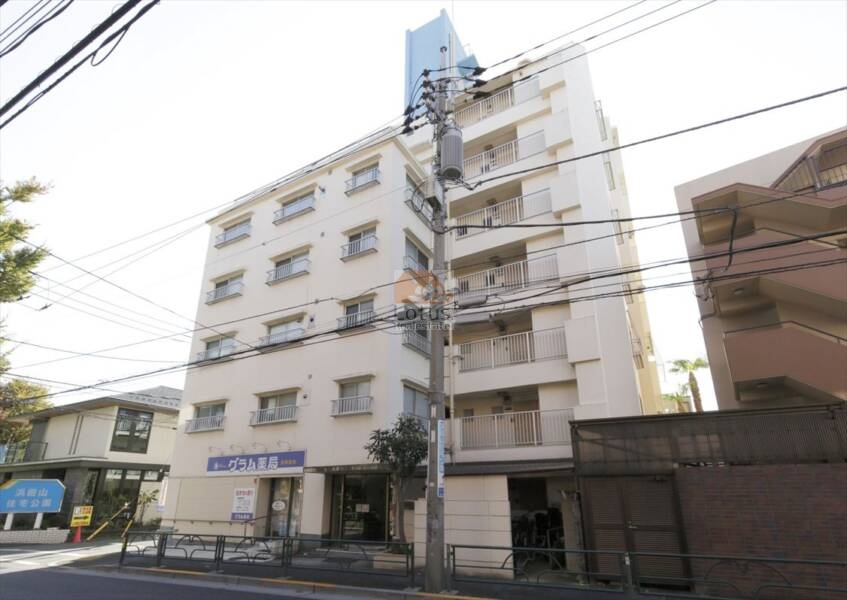 浜田山ニューハウジング外観２｜浜田山ニューハウジングは昭和46年築、7階建てのマンションです。