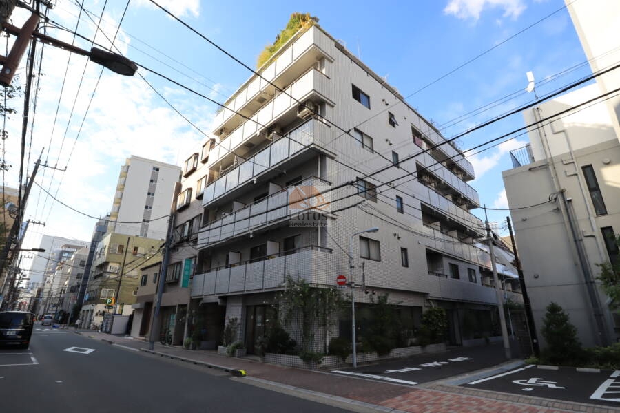 ストークＴＳ元浅草外観1｜ストークＴＳ元浅草は平成1年築、8階建てのマンションです。