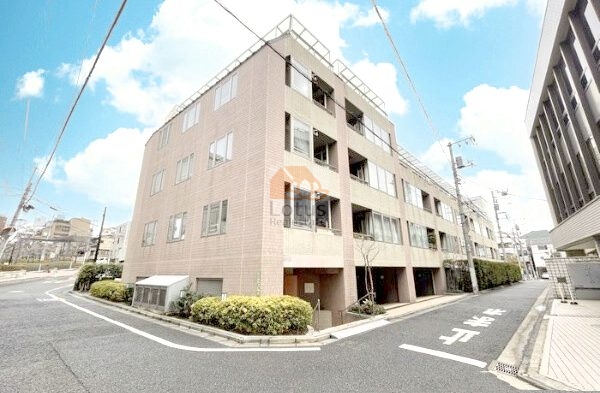 ウヴラージュ白山外観１｜ウヴラージュ白山は平成12年築、5階建てのマンションです。