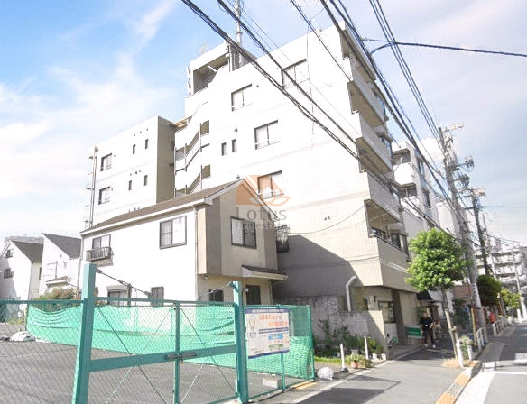 タウンハイツ大崎外観２｜タウンハイツ大崎は平成4年築、5階建てのマンションです。