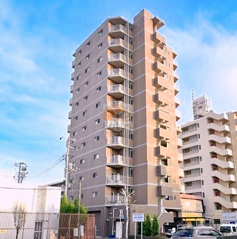 センチュリー梅島外観２｜センチュリー梅島は平成20年築、12階建てのマンションです。