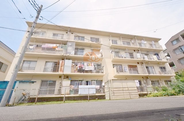 柏木アパート2｜柏木アパートは昭和61年築、4階建てのマンションです。