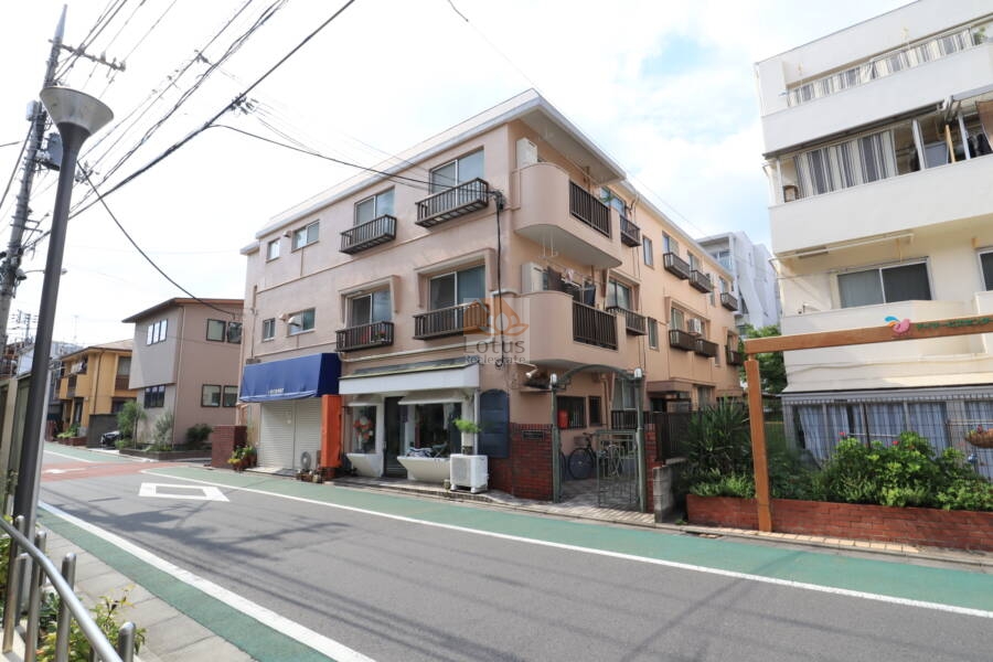 大洋豪徳寺マンション外観1