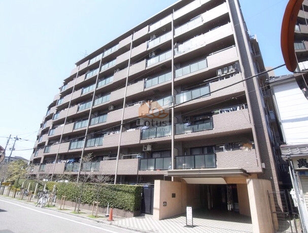 藤和シティホームズ西新井外観 2｜藤和シティホームズ西新井は平成8年築、8階建てのマンションです。