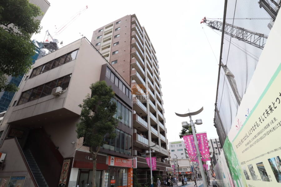 ミオカステーロ小岩外観1｜ミオカステーロ小岩は平成17年築、14階建てのマンションです。ＪＲ「小岩」駅北口から徒歩3分の立地です。