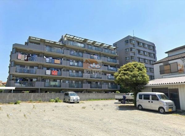 エンゼルハイム鹿浜１１外観３｜エンゼルハイム鹿浜１１は平成9年築、7階建てのマンションです。