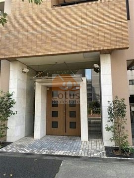 レグノ大森エントランス１｜エントランスはオートロック付きで安心です。