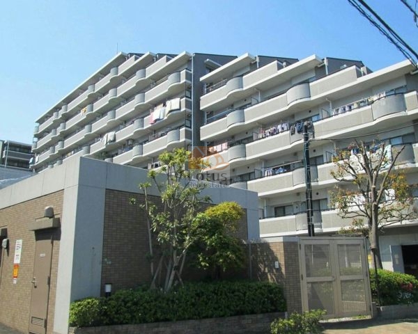 竹の塚ガーデンハウス｜竹ノ塚ガーデンハウスは、平成5年築、9階建てのマンションです。