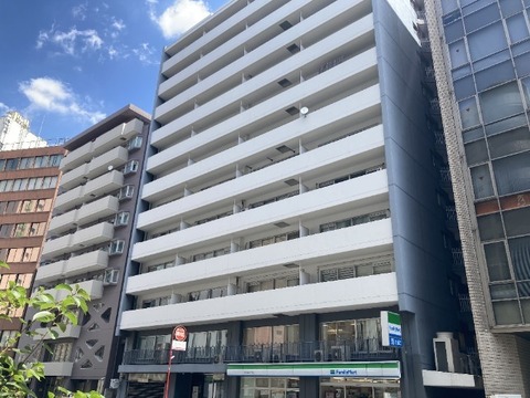 ドルミ代々木外観１｜ドルミ代々木は、1階にコンビニエンスストアがある、14階建てのマンションです。