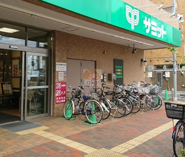 サミットストア 深沢坂上店｜徒歩7分に「サミットストア 深沢坂上店」があります。