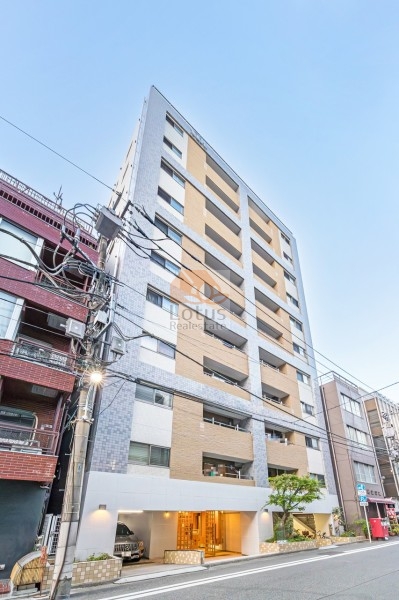 グリーンパーク日本橋三越前外観１｜グリーンパーク日本橋三越前は、人形町・日本橋が徒歩圏内に有り、周辺はオフィスビルやマンションが建ち並んでいます。