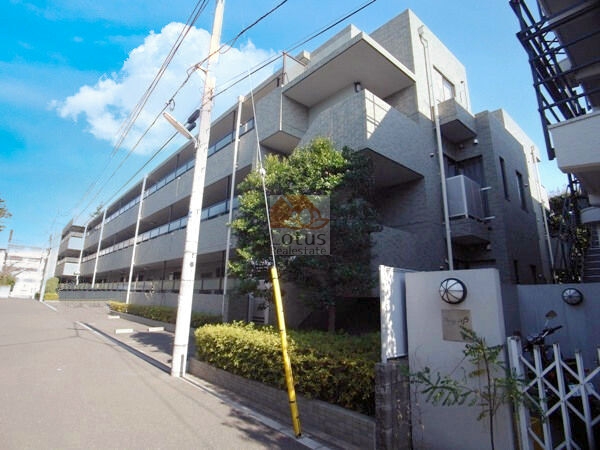 グランヴェール高円寺ＥＡＳＴ外観１｜グランヴェール高円寺ＥＡＳＴは平成7年築、3階建てのマンションです。