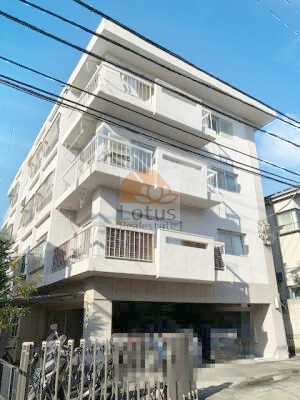 三洋マンション外観２｜三洋マンションは昭和41年築、4階建てのマンションです。