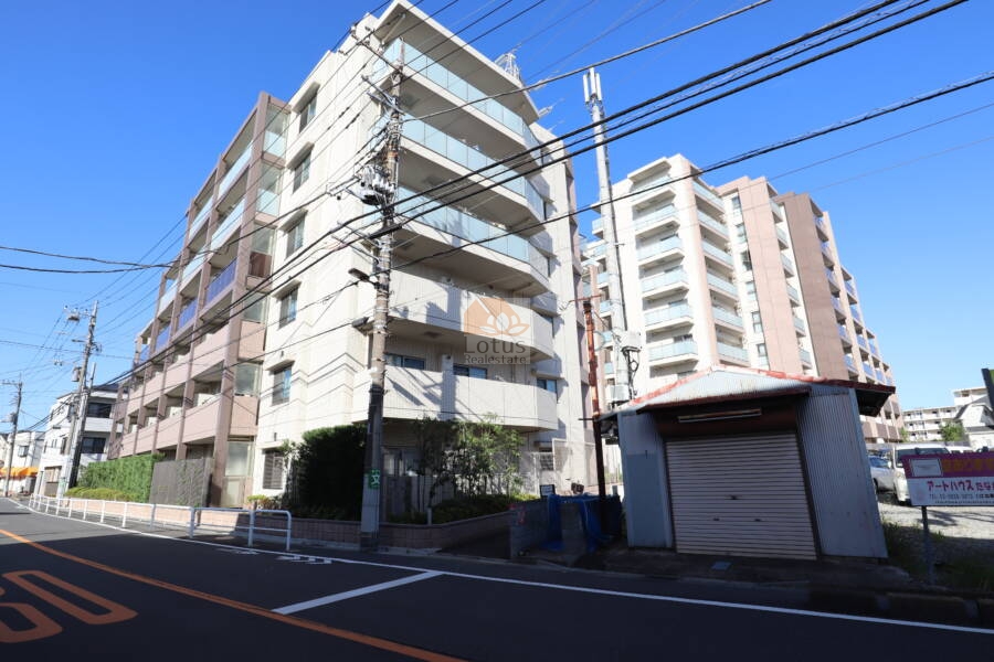 パレステージ江北３西館外観2
