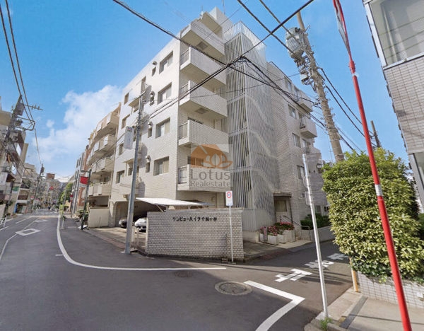 サンビューハイツ千駄ヶ谷外観１ (2)｜サンビューハイツ千駄ヶ谷は昭和54年築、6階建のマンションです。