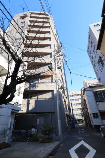 ルミネ本郷赤門前外観2