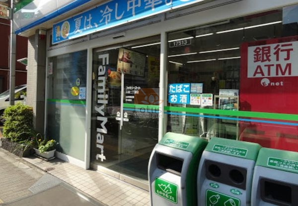 ファミリーマート 入谷二丁目店｜徒歩2分に「ファミリーマート 入谷二丁目店」があります。