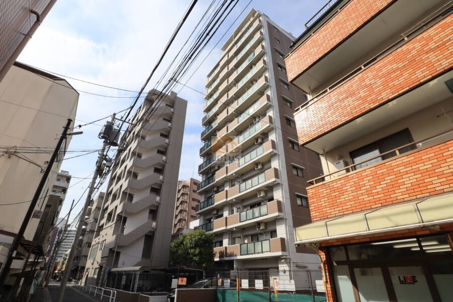 ライオンズマンション新小岩駅前壱番館外観1｜ライオンズマンション新小岩駅前壱番館は、平成11年築、14階建てのマンションです。
