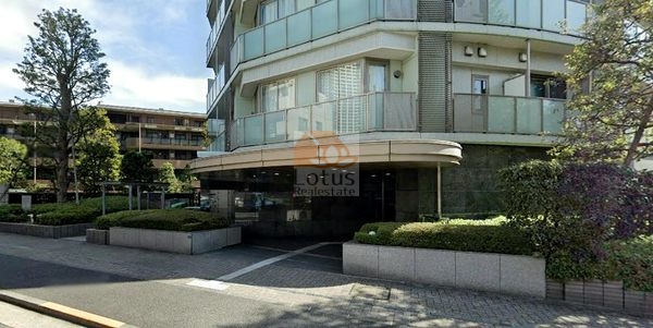 ドレッセ目黒インプレスタワーエントランス｜ＪＲ「目黒」駅、ＪＲ「五反田」駅、東急目黒線「不動前」駅が利用できます。
