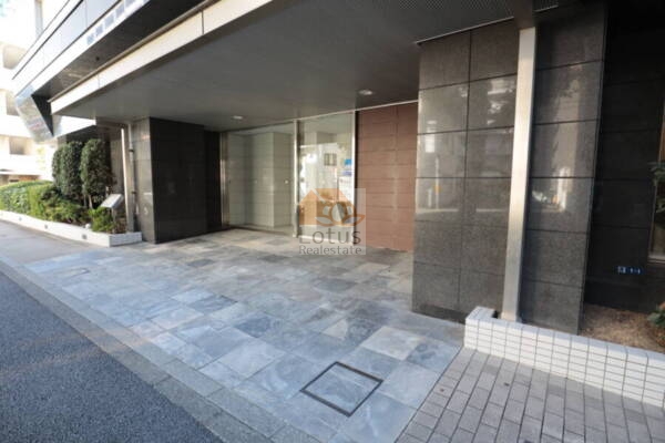 ライオンズタワー五反田エントランス3