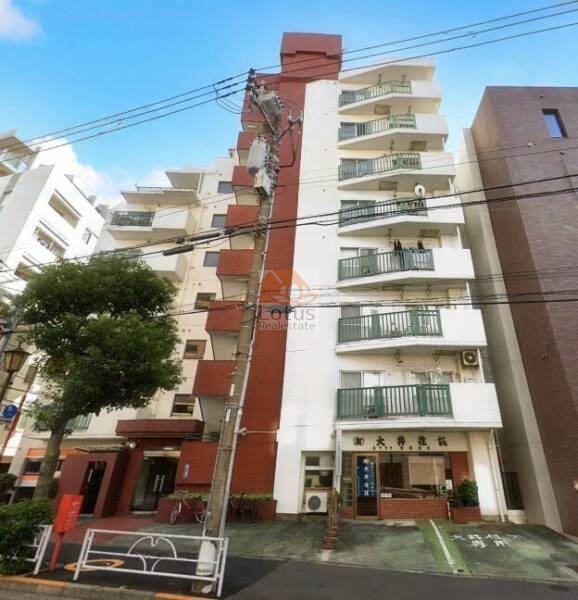 モナーク大井外観2｜モナーク大井は昭和52年築、8階建てのマンションです。