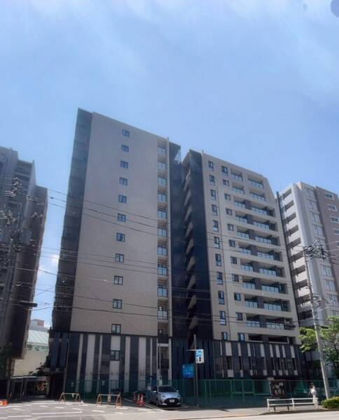 ジオ新宿若松町外観１｜ジオ新宿若松町は平成30年築、13階建のマンションです。
