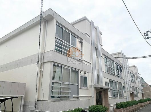 池田山ロイヤルマンション外観１｜池田山ロイヤルマンションは、1969年（昭和44年） 4月に建てられた２階建てのマンションです。