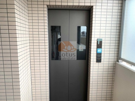 ワールドパレス三軒茶屋共用部３