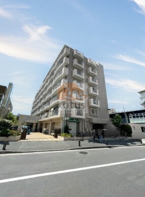 サンハイムフェニックス外観１｜サンハイムフェニックスは昭和61年築、7階建てのマンションです。