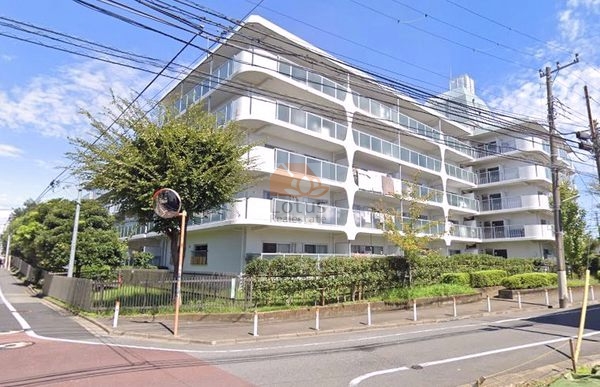 メイツ桜新町外観２｜メイツ桜新町は昭和53年築、5階建てのマンションです。
