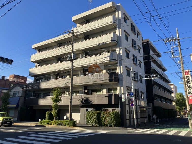ガーラレジデンス六町外観１｜ガーラ・レジデンス六町は、2011年（平成23年） 2月に建てられた、6階建てのマンションです。