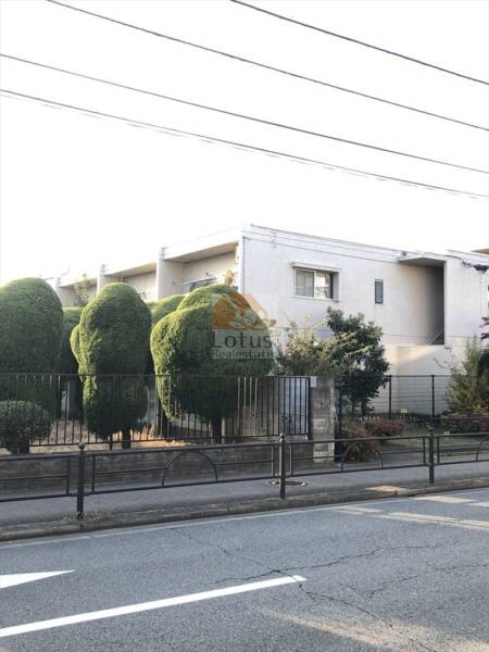 高野台コーポ外観２｜高野台コーポは昭和51年築、2階建のマンションです。
